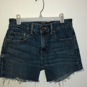 *NEVER WORN* Levi shorts